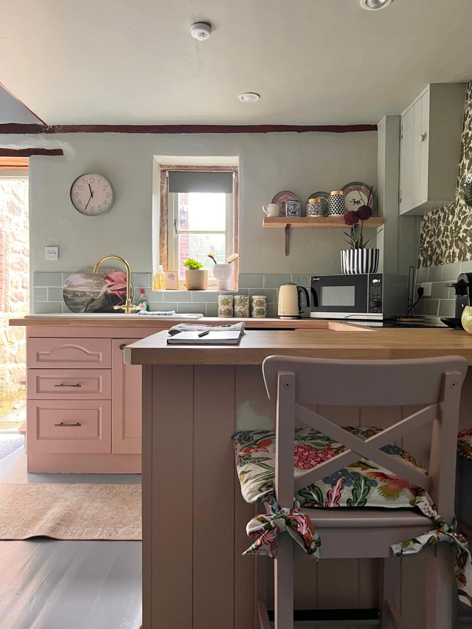 Rowan Cottage Кромфорд Екстериор снимка
